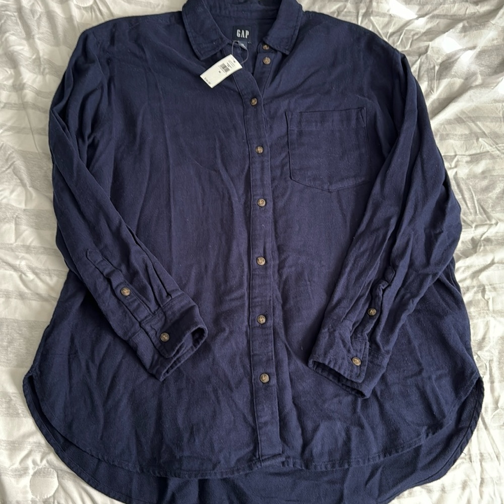Old Navy Women’s Navy Blue Button Down Shirt - Medium